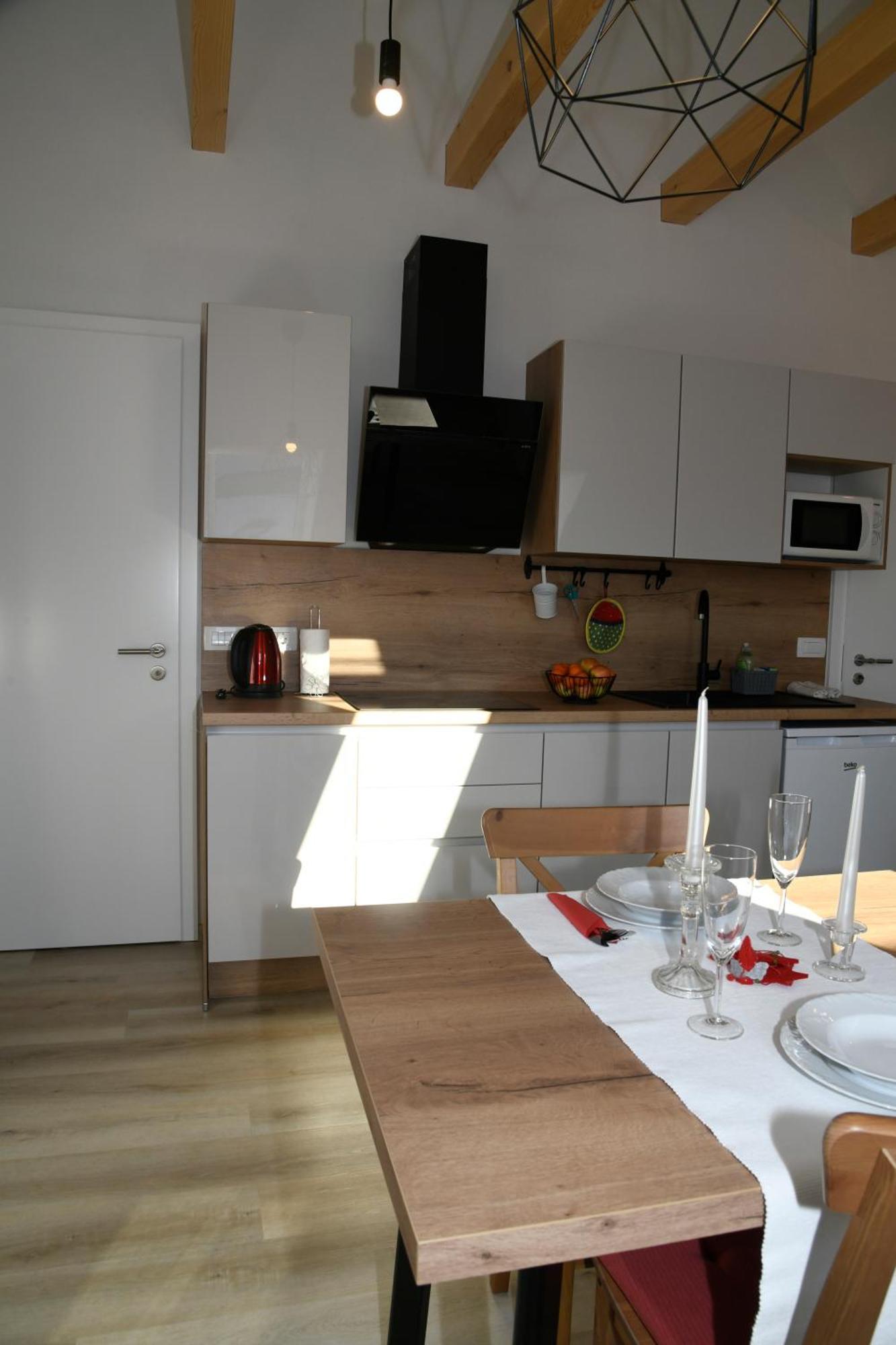 Ajda Apartment *