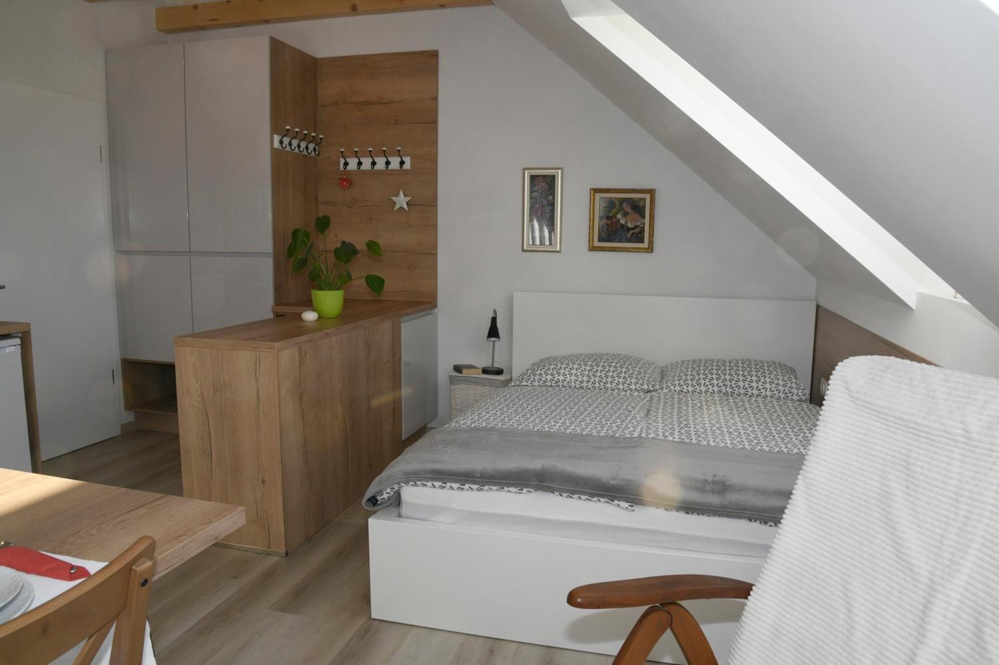 Ajda Apartman